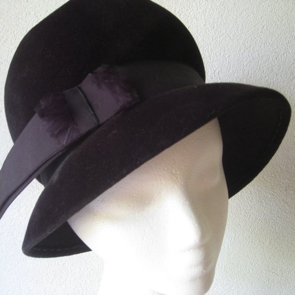 Vintage l 60s OS Mr. John Classic Designer Black Velvet Ribbon Bow Lampshade Hat - Picture 4 of 7